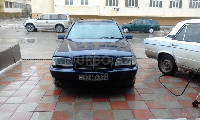 Mercedes C 220 1999, 275,000 km - 2.2 л - Sumqayıt