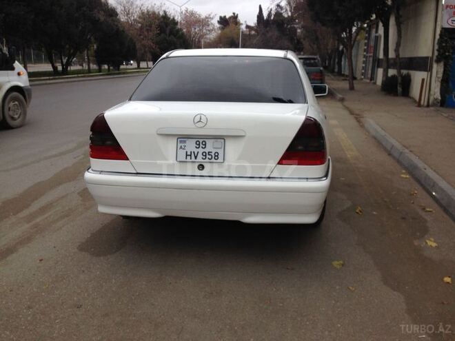 Mercedes C 230 1998, 240,000 km - 2.3 l - Bakı