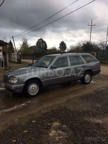 Mercedes E 230 1990, 648,000 km - 2.3 l - Bakı