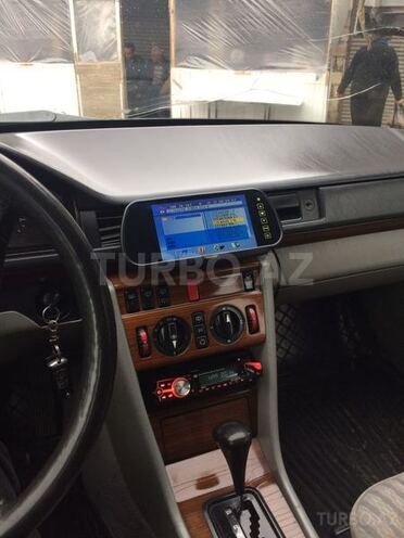 Mercedes E 230 1990, 648,000 km - 2.3 l - Bakı