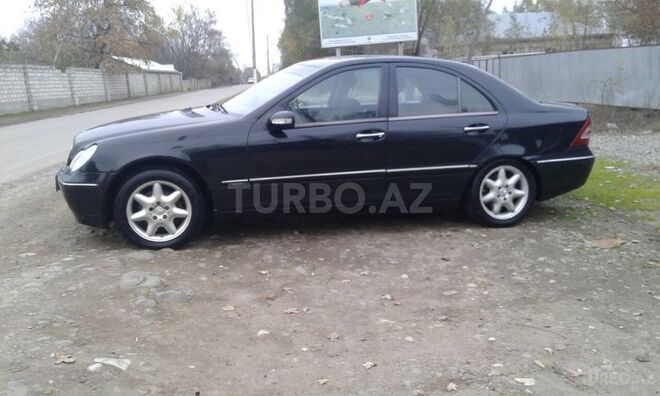 Mercedes C 220 2001, 300,271 km - 2.2 л - Ağdam