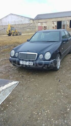 Mercedes E 320 1996, 220,000 km - 3.2 l - Bakı