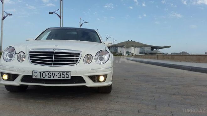 Mercedes E 320 2003, 206,000 km - 3.2 л - Bakı