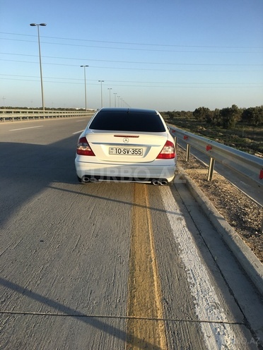 Mercedes E 320 2003, 206,000 km - 3.2 л - Bakı