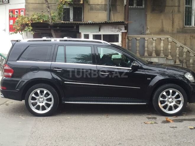 Mercedes GL 550 2009, 84,000 km - 5.5 л - Bakı