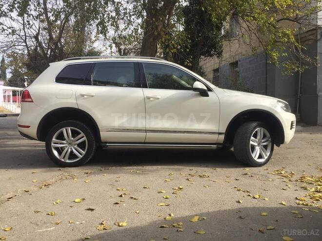 Volkswagen Touareg 2011, 126,000 km - 3.6 l - Bakı