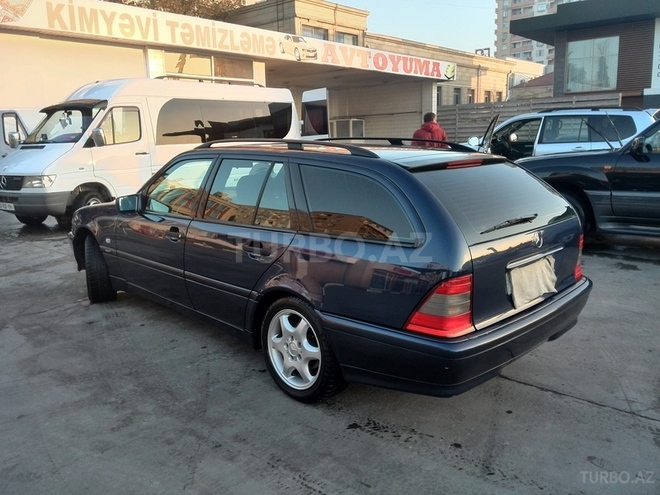 Mercedes C 180 2000, 260,000 km - 1.8 l - Bakı