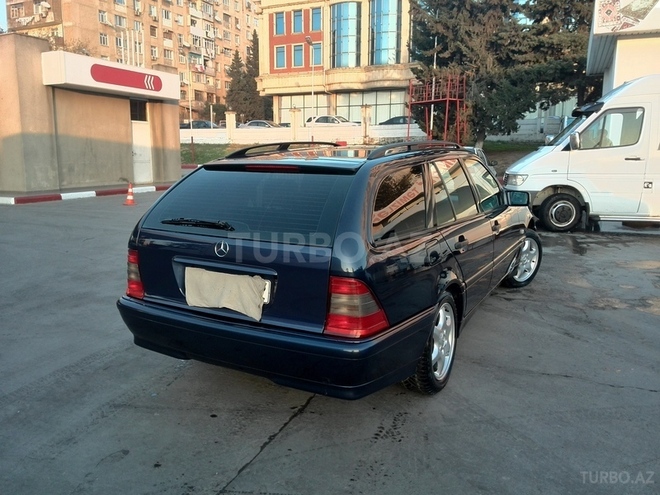 Mercedes C 180 2000, 260,000 km - 1.8 l - Bakı