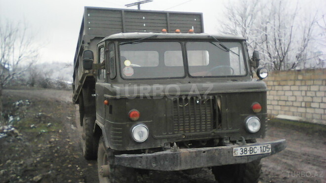 GAZ 66 1992, 1,700 km - 4.3 l - Qusar