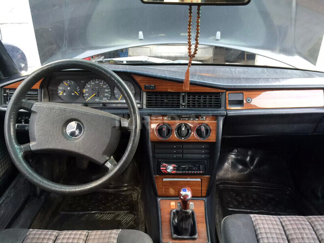 Mercedes 190 1990, 190,000 km - 1.8 l - Bakı