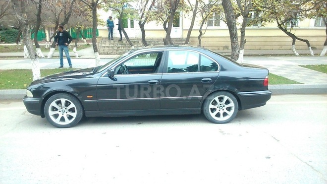 BMW 528 1996, 320,000 km - 2.8 l - Sumqayıt