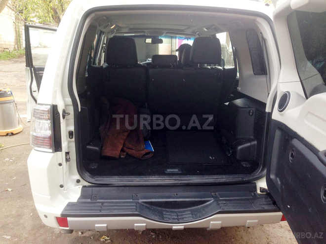 Mitsubishi Pajero 2010, 170,000 km - 3.5 l - Bakı