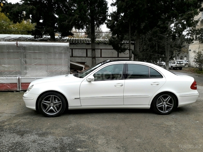 Mercedes E 320 2003, 252,000 km - 3.2 л - Bakı