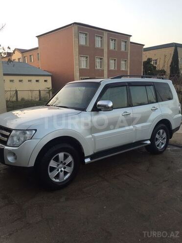 Mitsubishi Pajero 2007, 132,000 km - 3.0 l - Bakı