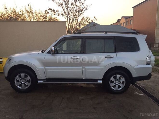 Mitsubishi Pajero 2007, 132,000 km - 3.0 l - Bakı