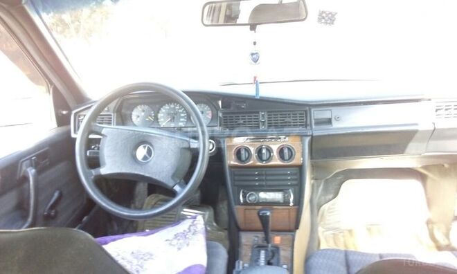 Mercedes 190 1990, 329,751 km - 2.0 l - Bakı
