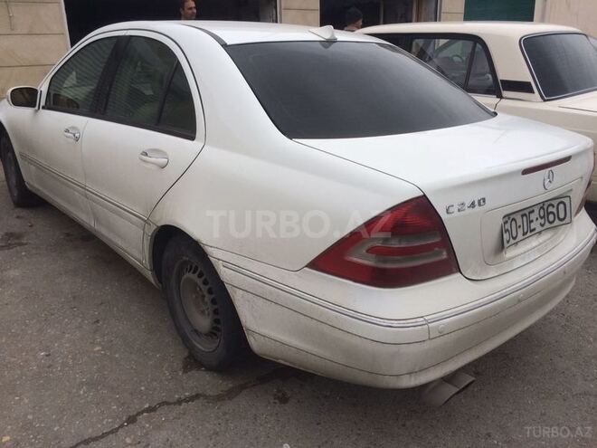 Mercedes C 240 2001, 230,000 km - 2.4 l - Sumqayıt