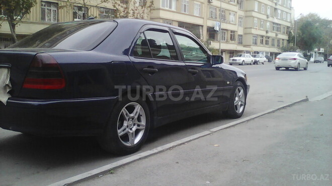 Mercedes C 240 1999, 301,000 km - 2.4 l - Bakı