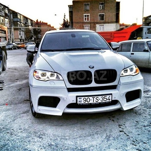BMW X6 M 2011, 53,000 km - 4.4 л - Bakı