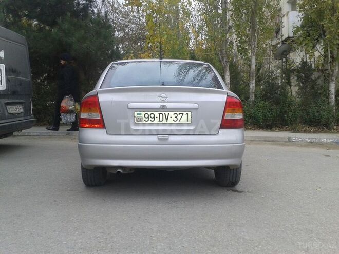 Opel Astra 1998, 200,000 km - 1.6 л - Bakı