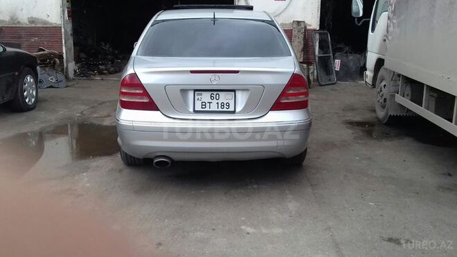 Mercedes C 240 2001, 190,000 km - 2.4 л - Sumqayıt