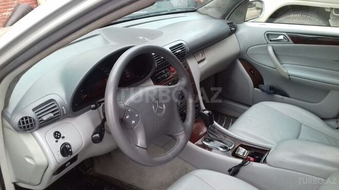Mercedes C 240 2001, 190,000 km - 2.4 л - Sumqayıt