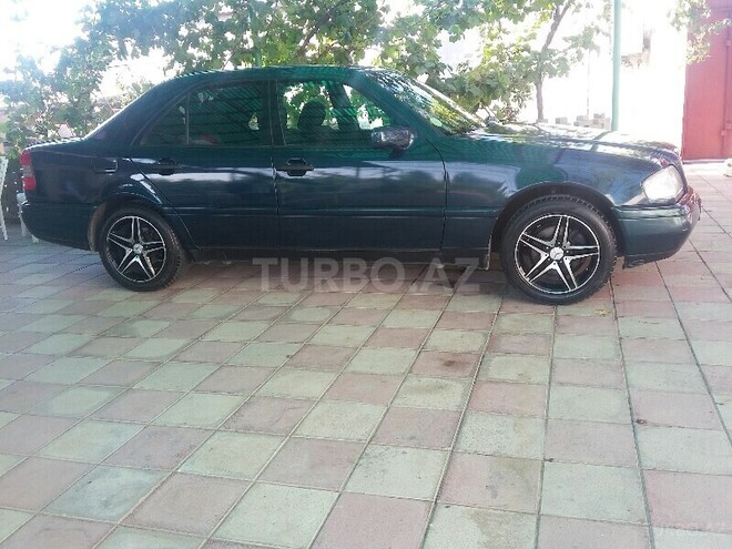 Mercedes C 180 1997, 215,000 km - 1.8 l - Bakı