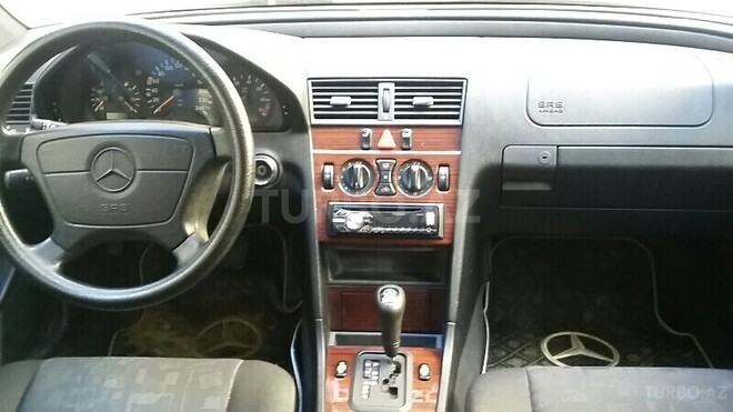 Mercedes C 180 1997, 215,000 km - 1.8 l - Bakı