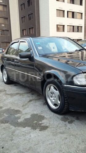 Mercedes C 220 1994, 185,000 km - 2.2 l - Bakı