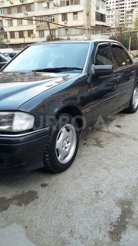 Mercedes C 220 1994, 185,000 km - 2.2 l - Bakı