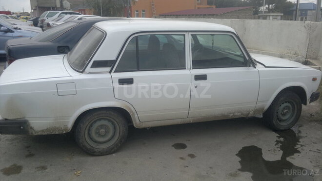 LADA (VAZ) 2107 2009, 184,000 km - 1.6 l - Bakı