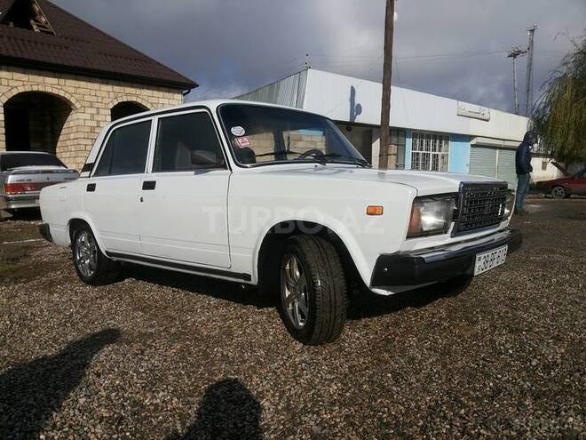 LADA (VAZ) 2107 2008, 169,000 km - 1.6 l - Qusar