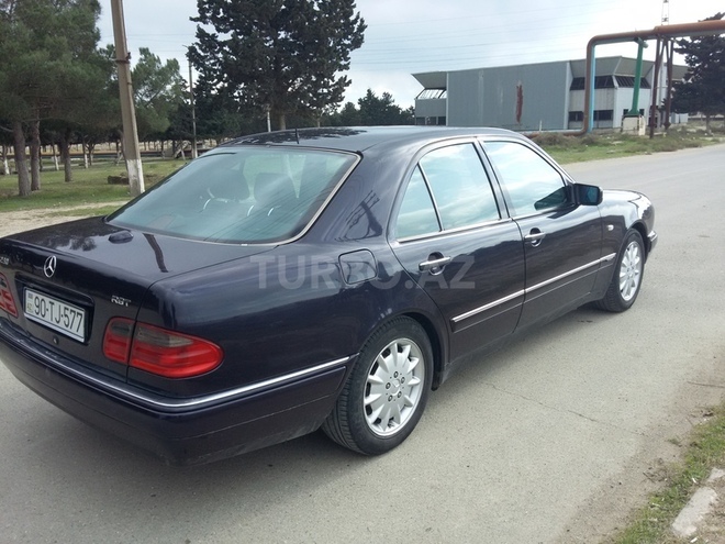 Mercedes E 230 1997, 231,000 km - 2.3 l - Bakı