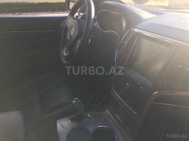 Jeep Grand Cherokee 2013, 39,000 km - 3.6 л - Bakı