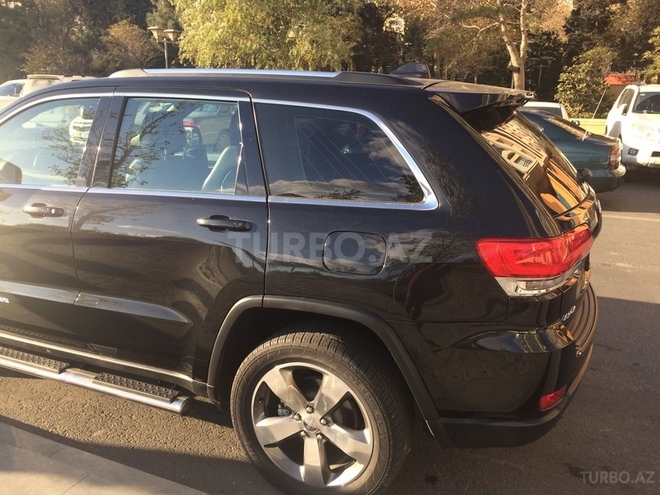 Jeep Grand Cherokee 2013, 39,000 km - 3.6 л - Bakı