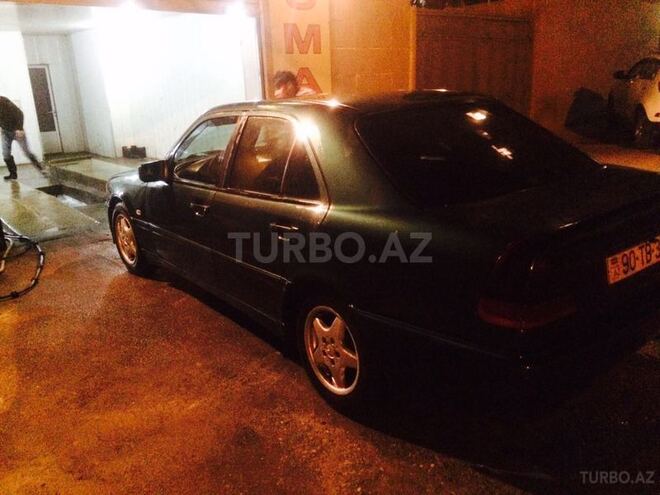 Mercedes C 180 1998, 300,000 km - 1.8 l - Bakı