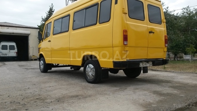 Mercedes 208 D 1995, 85,996 km - 2.3 l - Şirvan