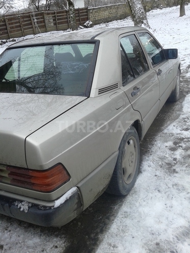 Mercedes 190 1990, 232,536 km - 2.0 л - Qəbələ
