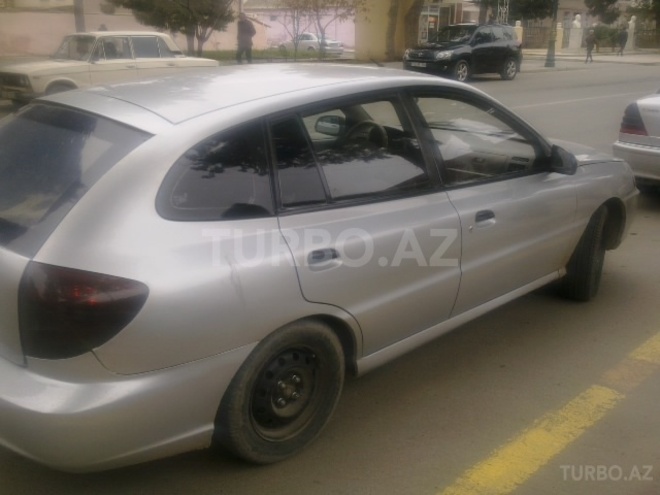 Kia Rio 2004, 240,000 km - 1.6 l - Bakı