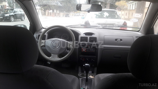 Kia Rio 2004, 240,000 km - 1.6 l - Bakı