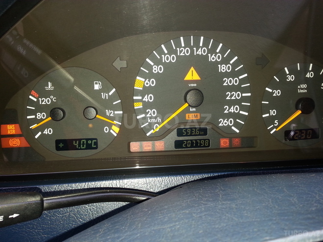 Mercedes C 240 1998, 2,007,000 km - 2.4 l - Bakı