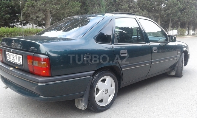 Opel Vectra 1995, 325,000 km - 1.8 l - Bakı