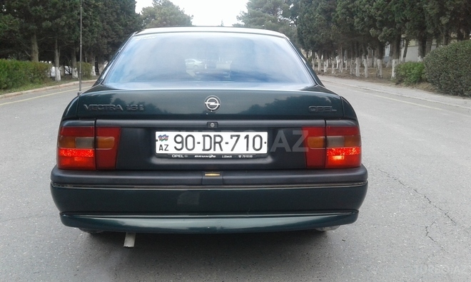 Opel Vectra 1995, 325,000 km - 1.8 l - Bakı