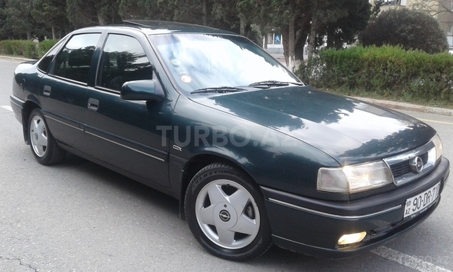 Opel Vectra 1995, 325,000 km - 1.8 l - Bakı