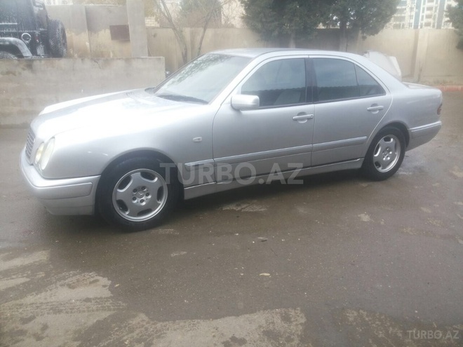 Mercedes E 200 1998, 212,000 km - 2.0 л - Bakı