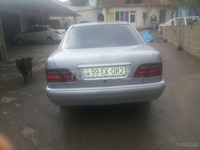 Mercedes E 200 1998, 212,000 km - 2.0 л - Bakı