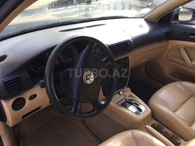 Volkswagen Passat 2001, 190,000 km - 1.8 l - Sumqayıt