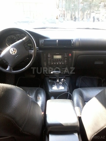 Volkswagen Passat 2002, 174,000 km - 1.8 л - Sumqayıt