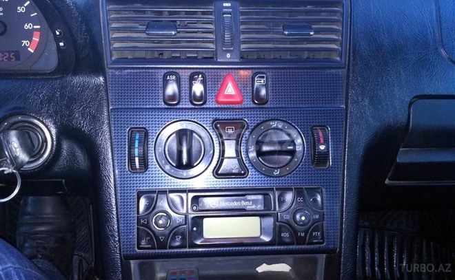 Mercedes C 200 1998, 180,000 km - 2.0 l - Kürdəmir