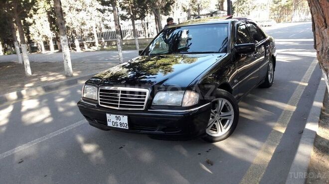 Mercedes C 230 1999, 225,000 km - 2.3 l - Sumqayıt